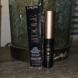 ** SOLD **Lancôme Idôle Lash Lifting Volumizing Mascara